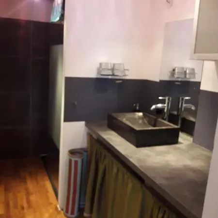 Casa de Férias Charmante Maison Village Querigut