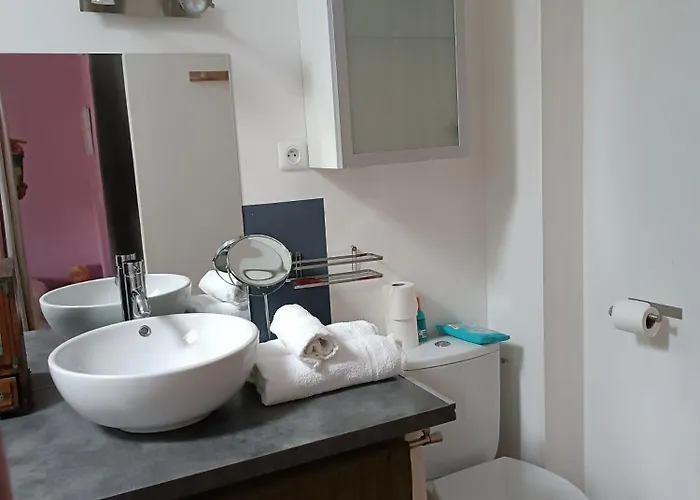 Charmante Maison Village بيت للعطل Querigut